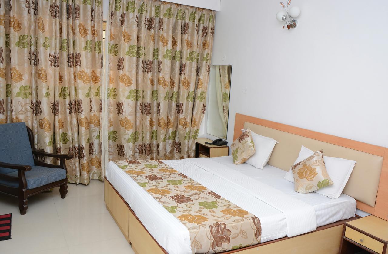 פאנג'י Hotel Sunrise מראה חיצוני תמונה